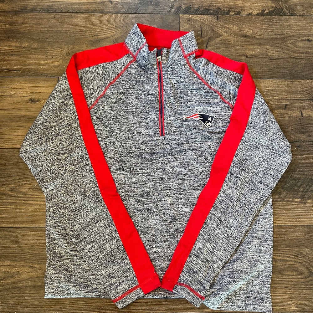 New England Patriots Ling Sleeve Large  Antigua Men pullover 1/4 zip NFL